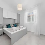 Διαμέρισμα Cosy Near Rock *